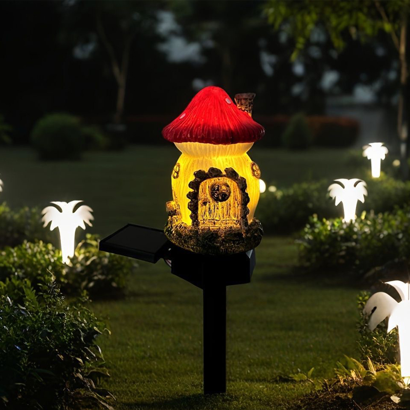 أضواء على شكل فطر تعمل بالطاقة - مراجعة Outdoor Power House وسعره