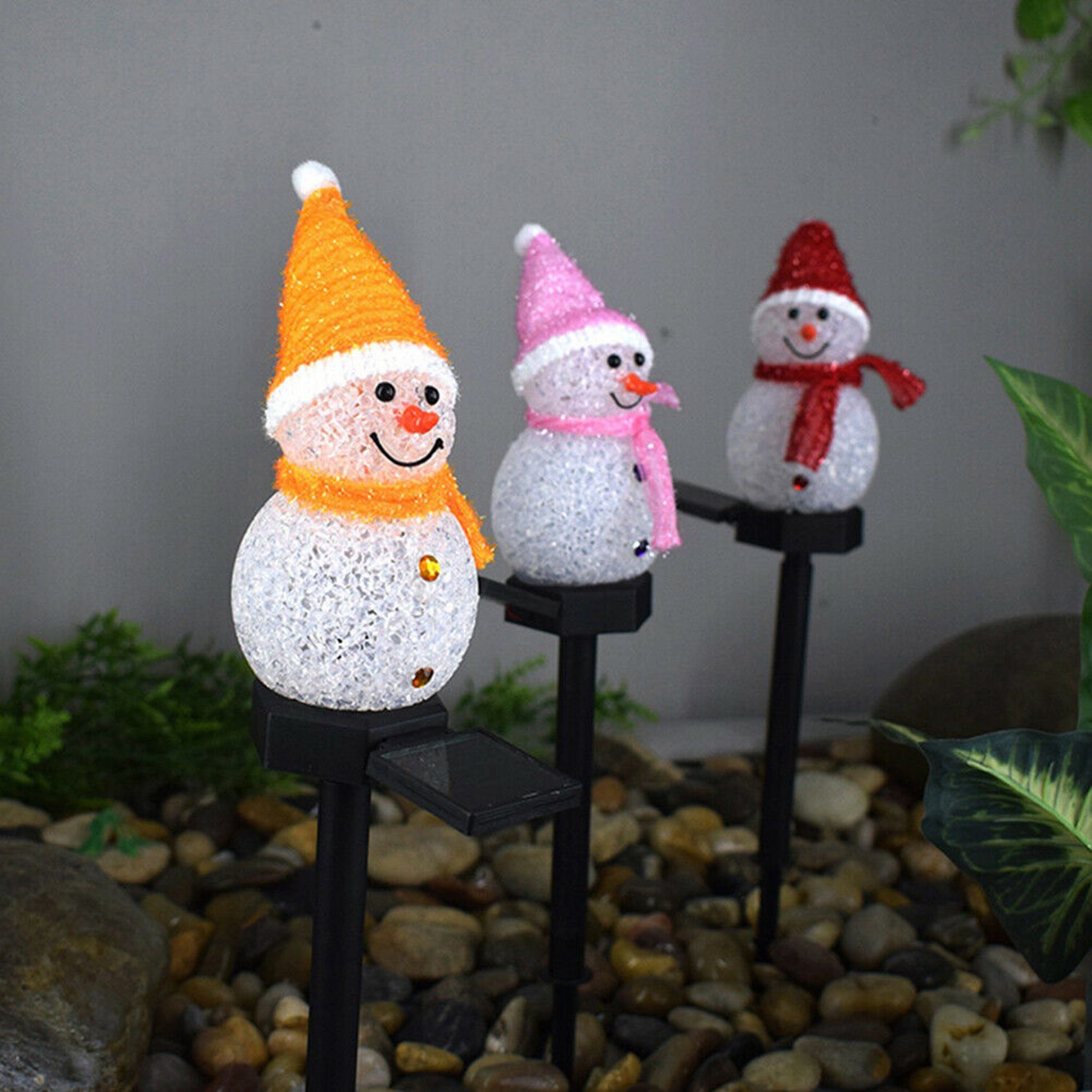 أضواء شمسية على شكل رجل الثلج  - مراجعة Outdoor Power For Xmas Lights وسعره