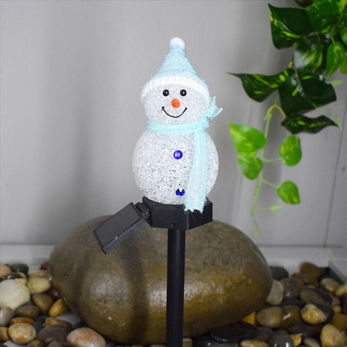 أضواء شمسية على شكل رجل الثلج  - مراجعة Outdoor Power For Xmas Lights وسعره
